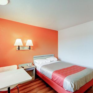 Queen Room Roll Shower Disability Access